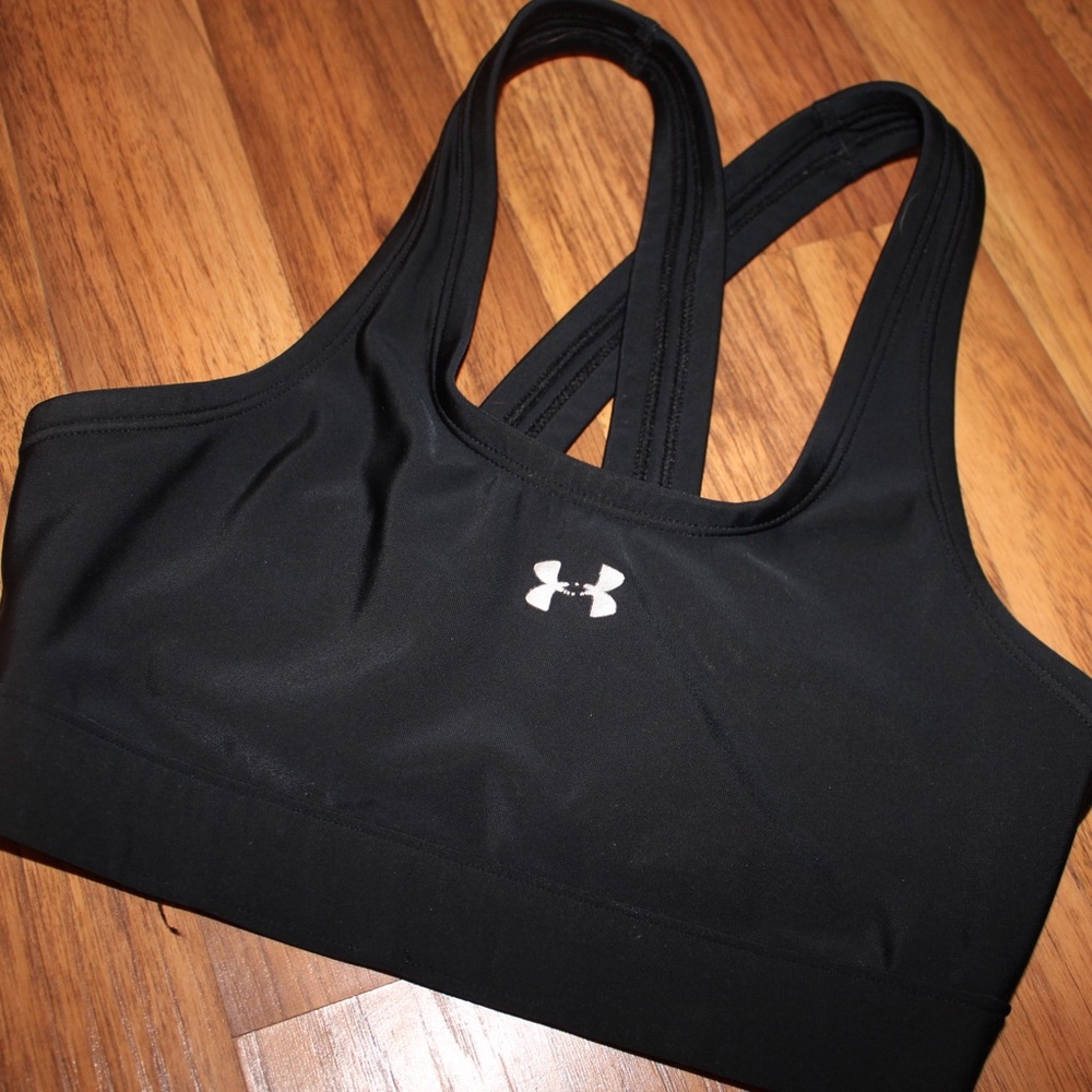 Under armour sports bra -size xs